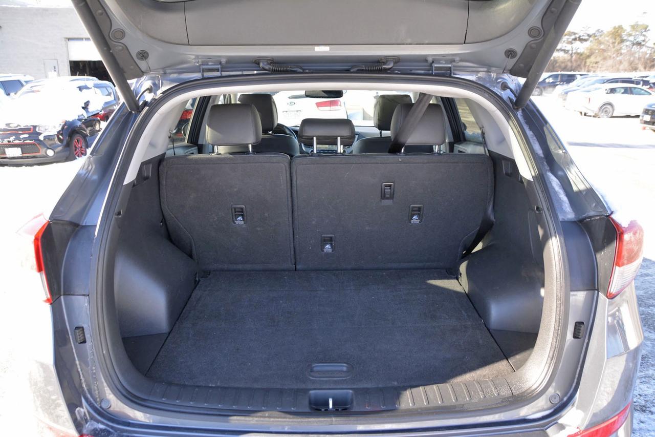 2016 Hyundai Tucson SE Photo