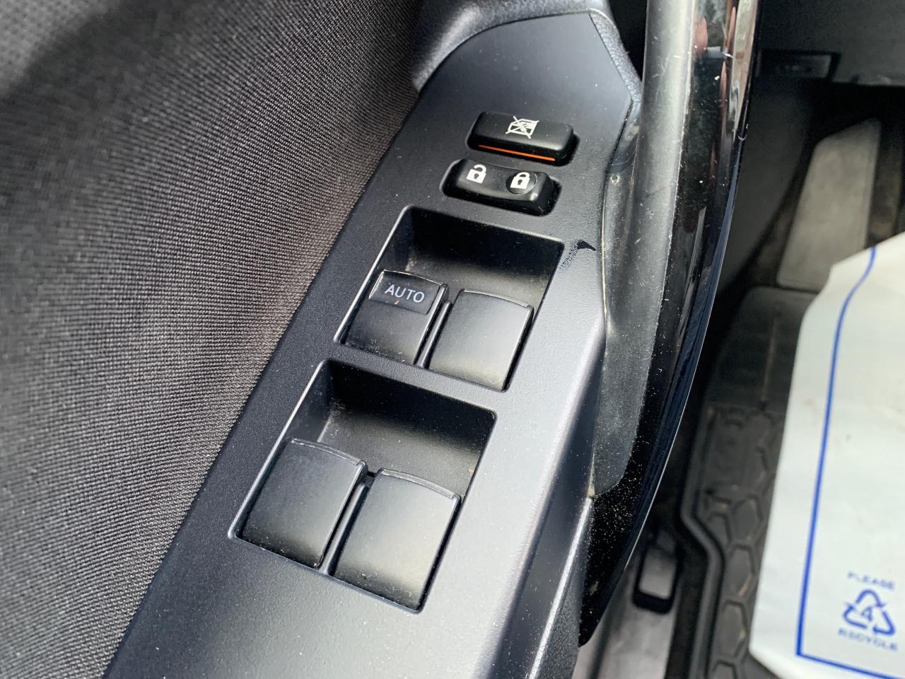 2018 Toyota Corolla iM CVT iM Photo