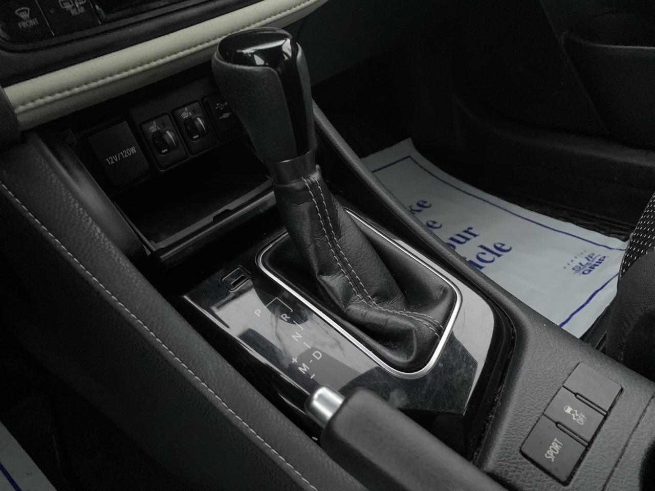 2018 Toyota Corolla iM CVT iM Photo