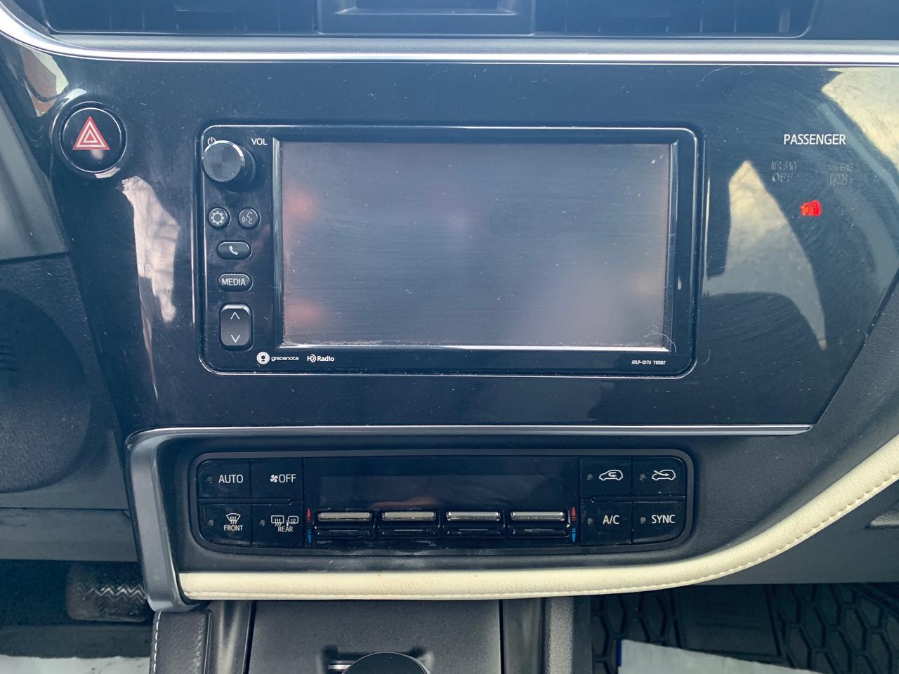 2018 Toyota Corolla CVT iM Photo