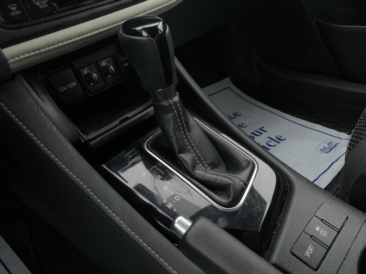 2018 Toyota Corolla CVT iM Photo