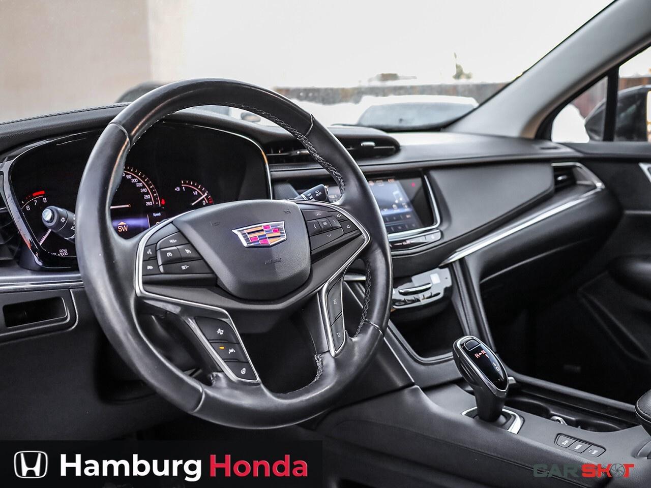 2017 Cadillac XT5 VdpUrlEn Photo