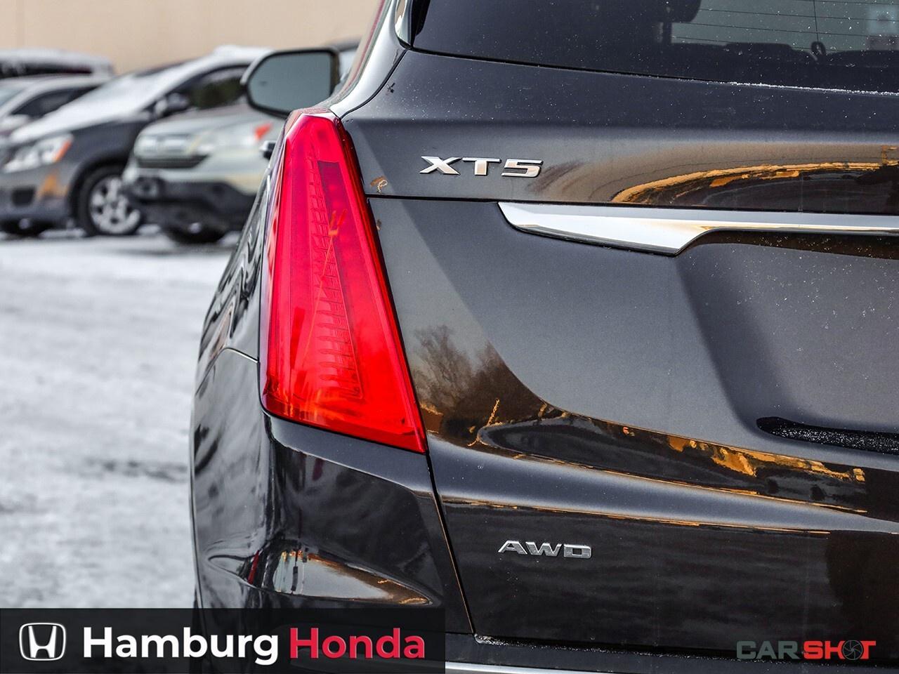 2017 Cadillac XT5 VdpUrlEn Photo