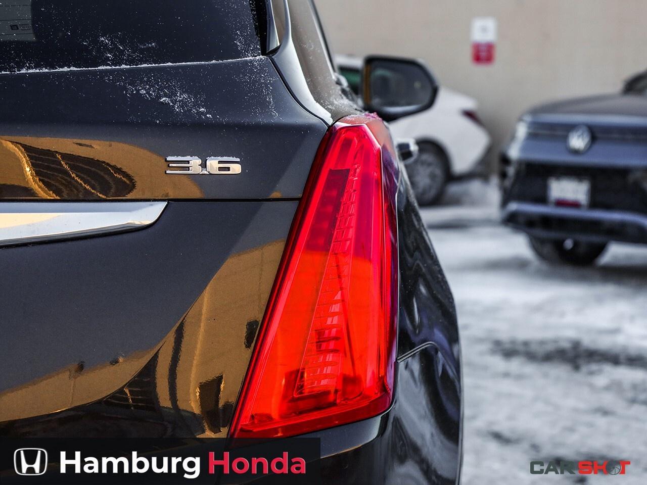 2017 Cadillac XT5 VdpUrlEn Photo