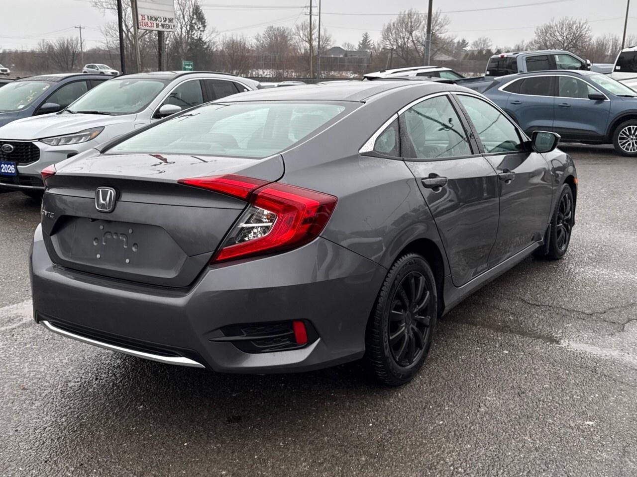 2019 Honda Civic Sedan LX Manual Photo3