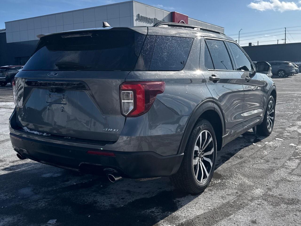 2022 Ford Explorer ST-LINE   MOONROOF   LOW KMS Photo3