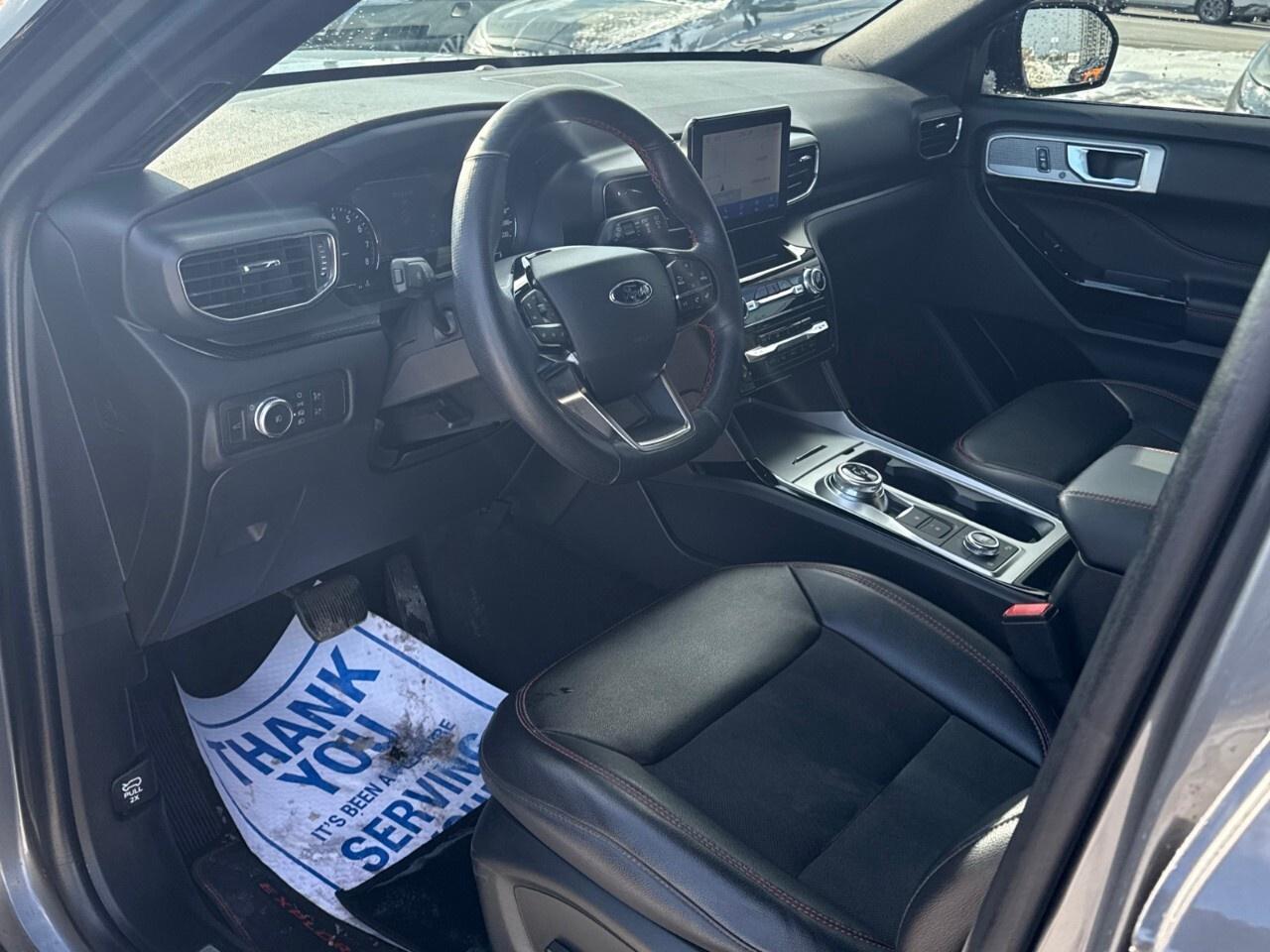 2022 Ford Explorer ST-LINE   MOONROOF   LOW KMS Photo