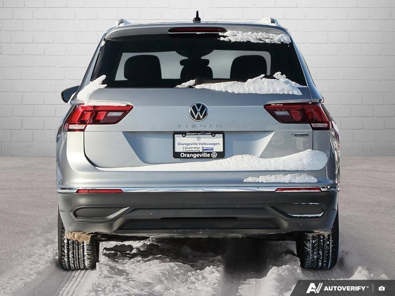 2022 Volkswagen Tiguan ComfortlineAWD, ACCIDENT-FREE, HTD SEATS, HTD WHEE Photo