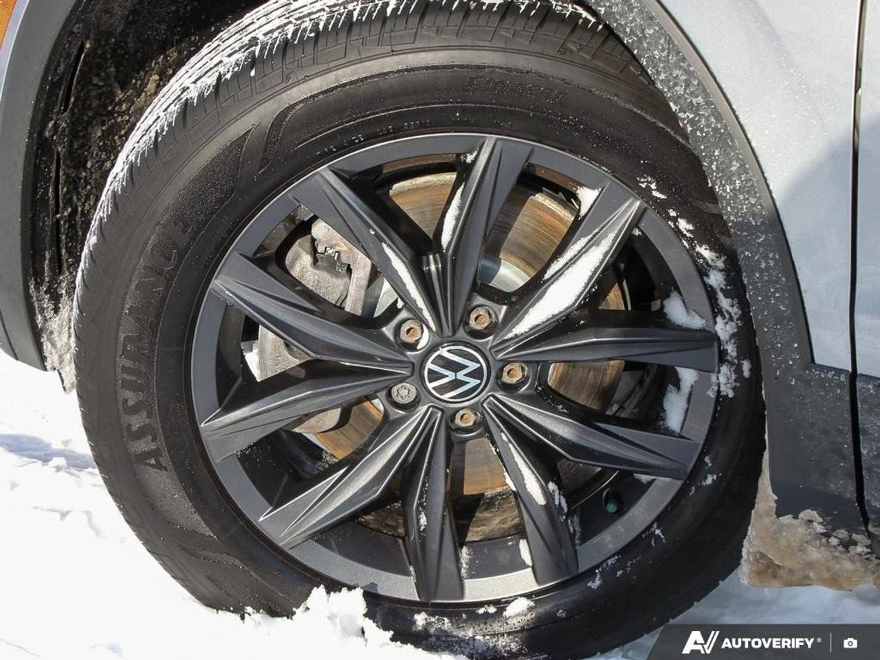 2022 Volkswagen Tiguan ComfortlineAWD, ACCIDENT-FREE, HTD SEATS, HTD WHEE Photo