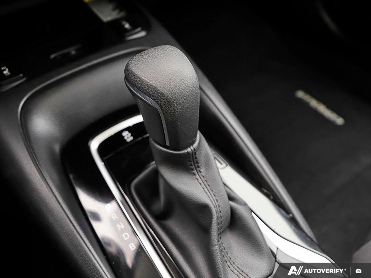 2023 Toyota Corolla Le CvtLE UPGRADE PACK, SUNROOF, ALLOY WHEELS, APPL Photo