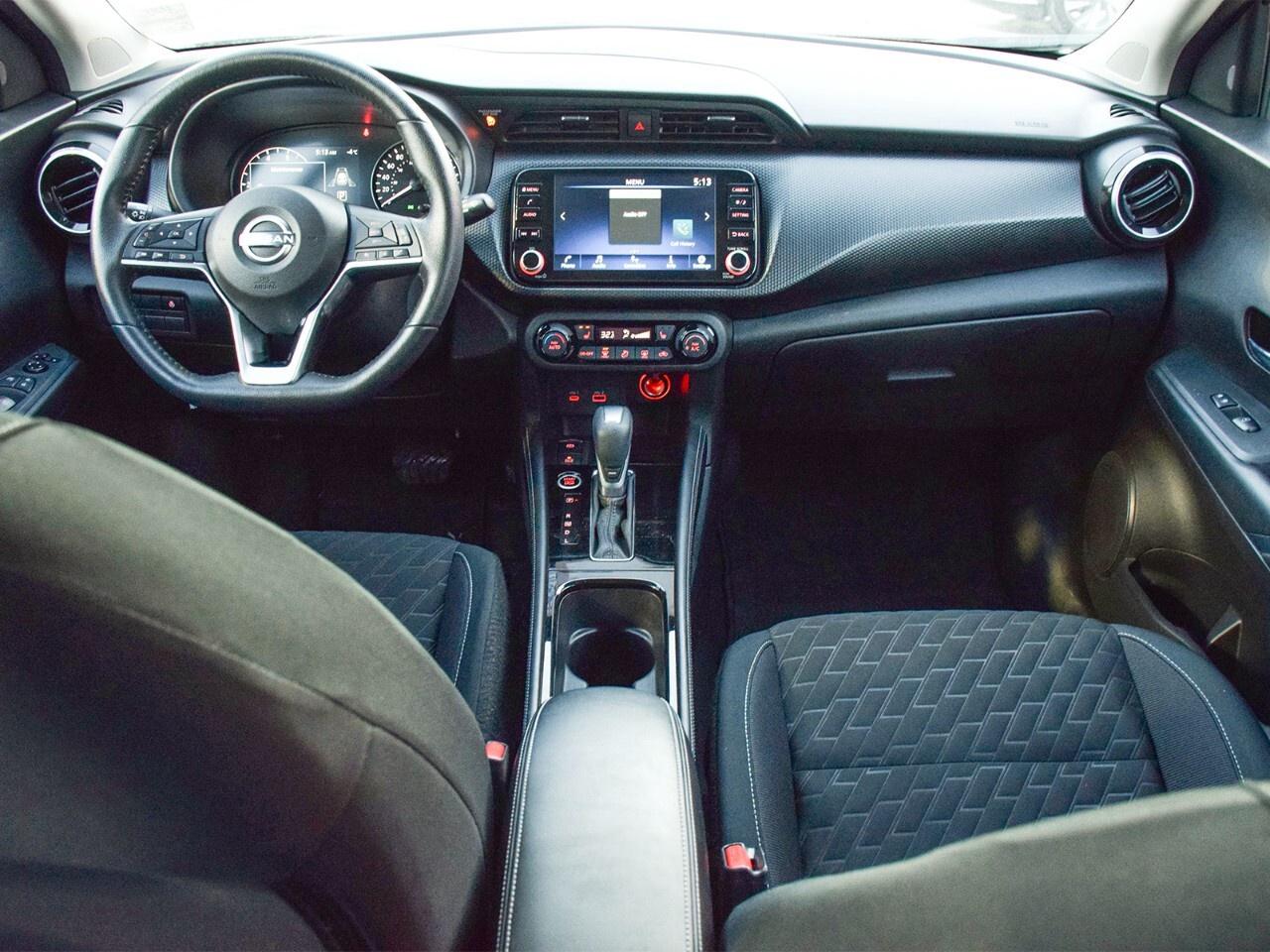 2023 Nissan Kicks SV FWD, APPLE CARPLAY, REMOTE START Photo