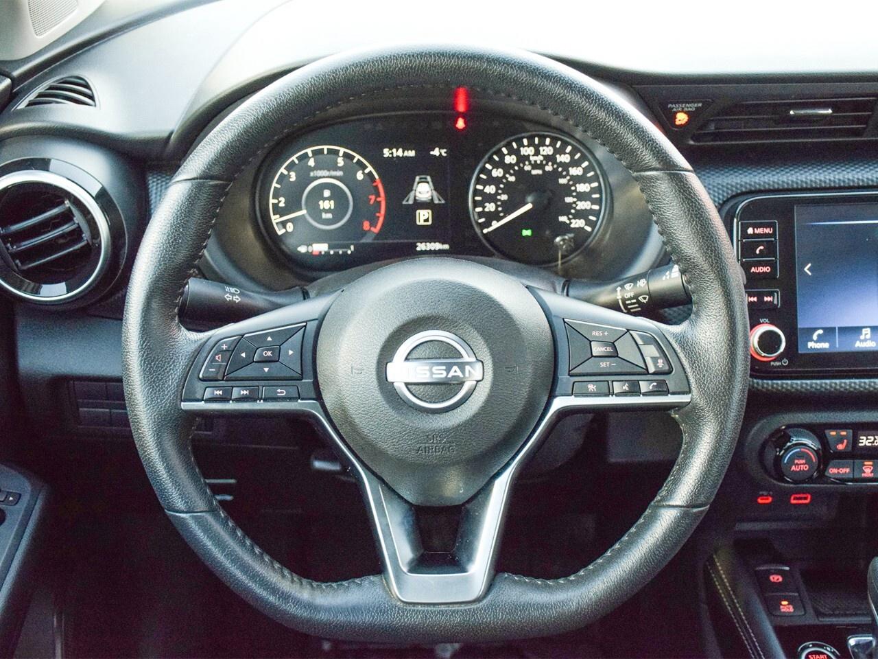 2023 Nissan Kicks SV FWD, APPLE CARPLAY, REMOTE START Photo