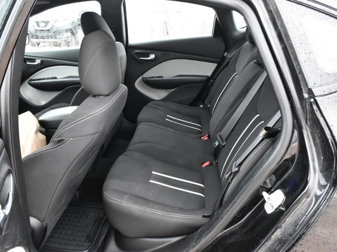 2014 Dodge Dart SXT   Bluetooth   Cruise Control   Alloy Wheels Photo