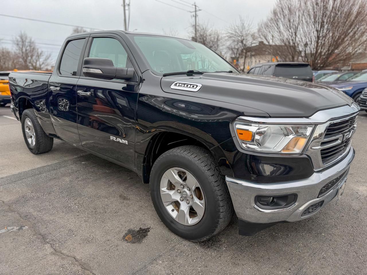 2019 RAM 1500 Big Horn-Quad Cab 6'4  Box/4X4/CAMERA/3.6L/HITCH Photo