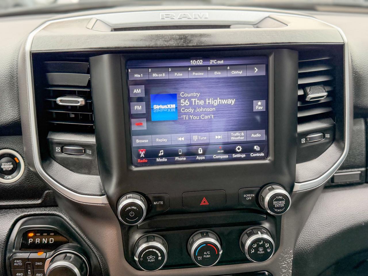 2019 RAM 1500 Big Horn-Quad Cab 6'4  Box/4X4/CAMERA/3.6L/HITCH Photo