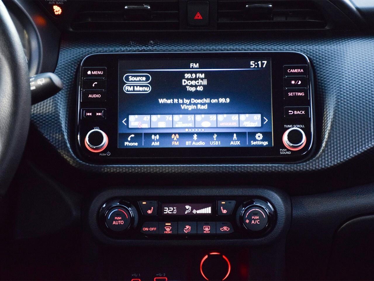 2023 Nissan Kicks SV FWD, LOW KMS, NEW BRAKES Photo