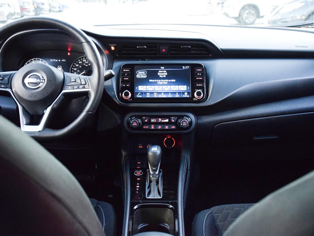 2023 Nissan Kicks SV FWD, LOW KMS, NEW BRAKES Photo