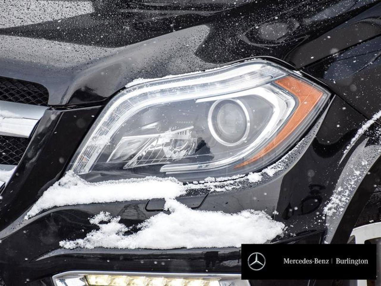 2016 Mercedes-Benz GL-Class GL 550 Photo2