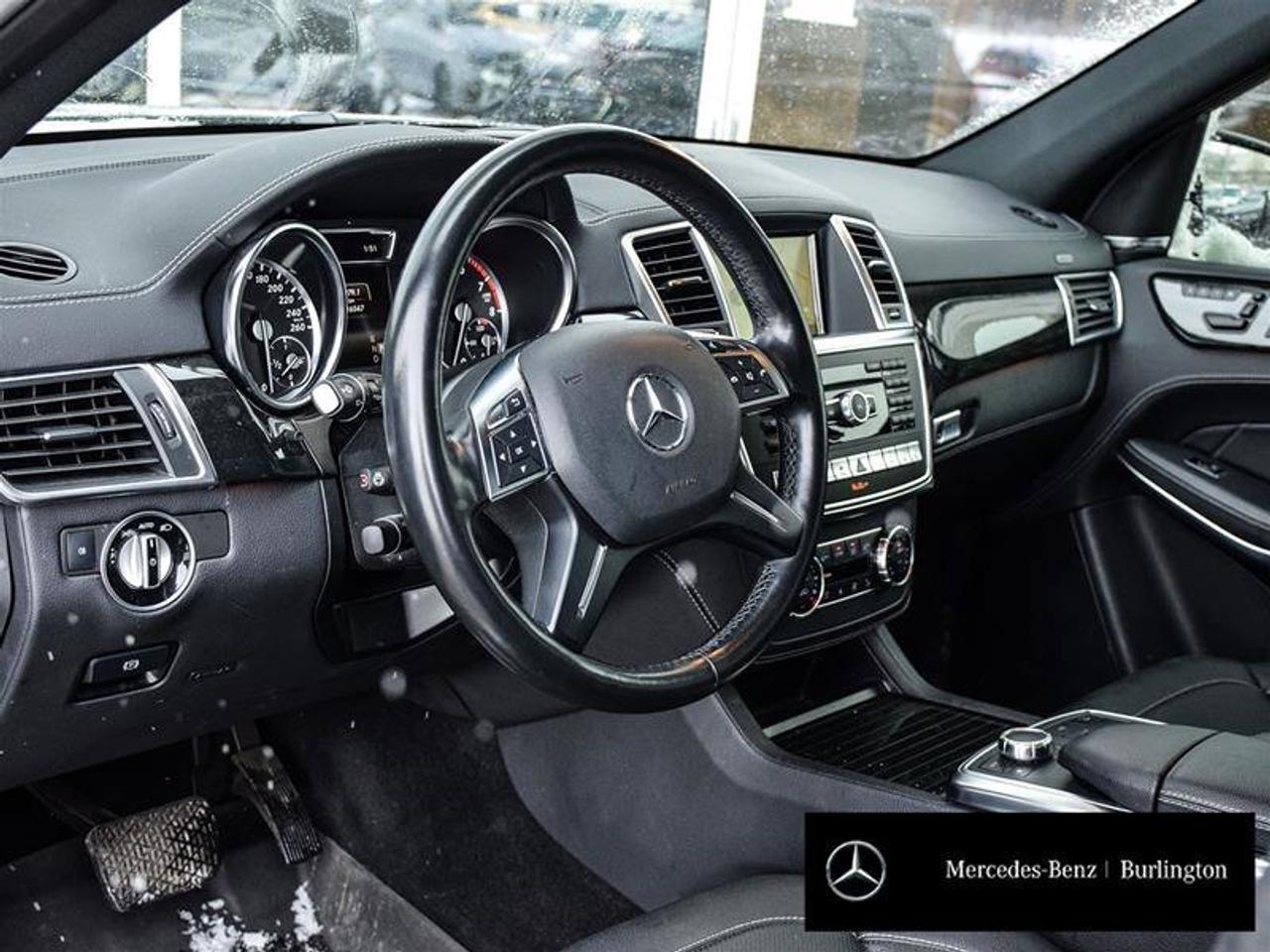2016 Mercedes-Benz GL-Class GL 550 Photo