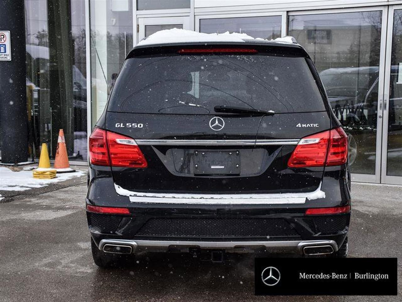 2016 Mercedes-Benz GL-Class GL 550 Photo