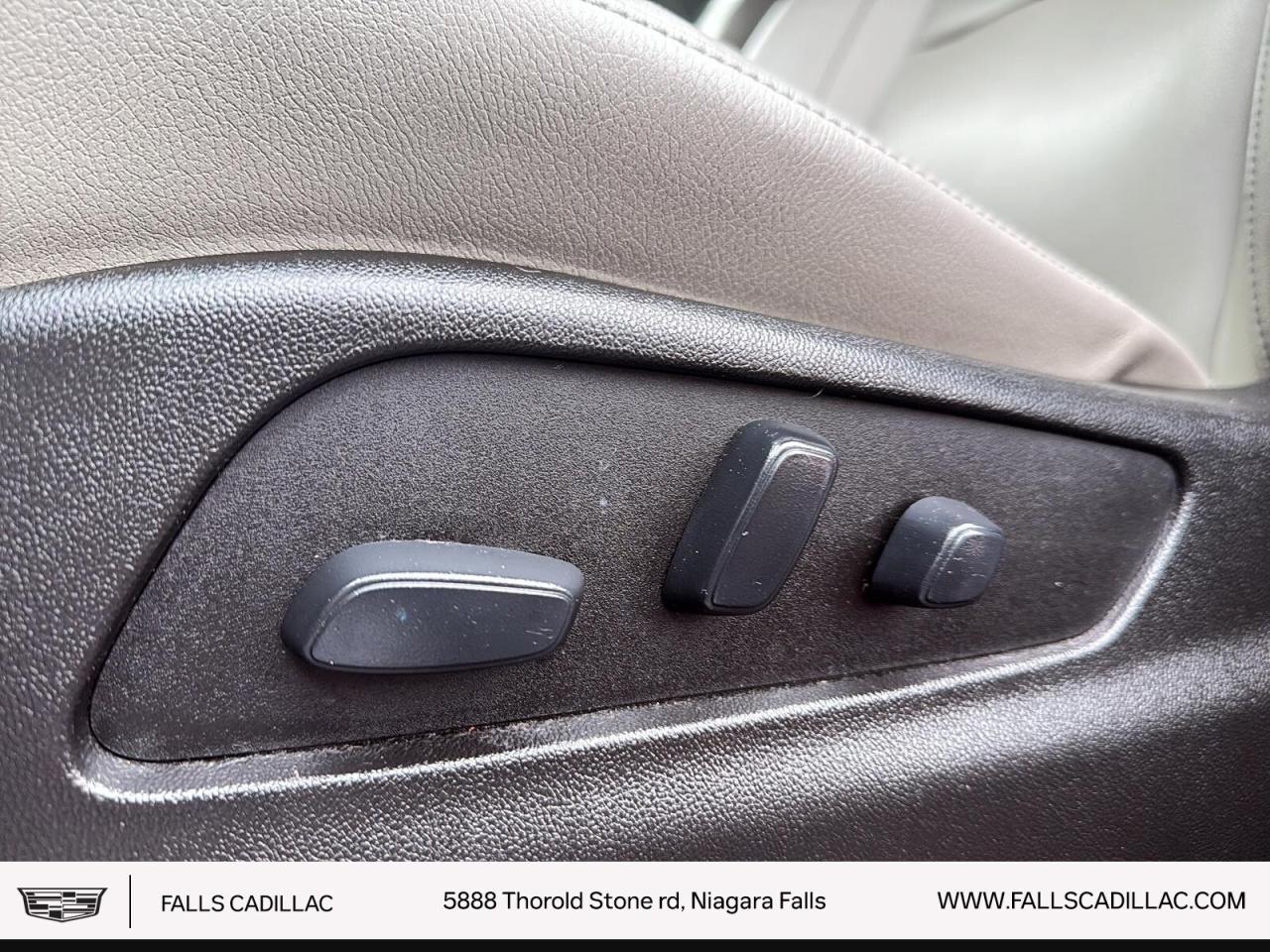 2019 Cadillac XT4 Luxury H.SEATS,R.START,REARCAM Photo