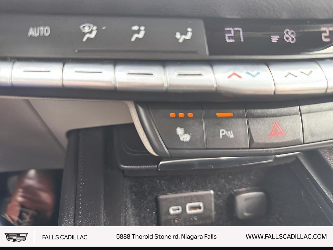 2019 Cadillac XT4 Luxury H.SEATS,R.START,REARCAM Photo