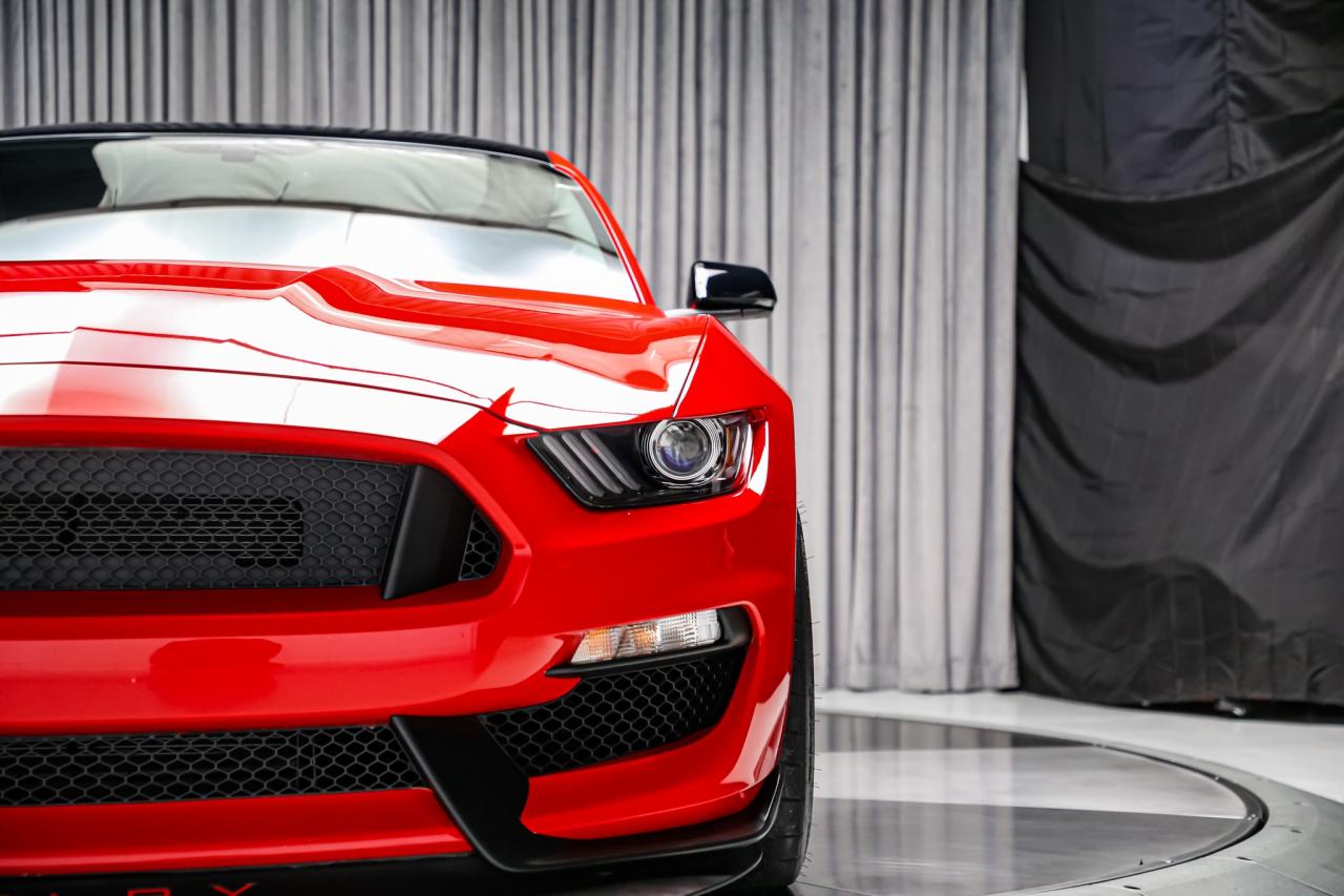 2019 Ford Mustang SHELBY GT350R 5.2L V8  CARBONRIMS RARE NOACCIDENT Photo