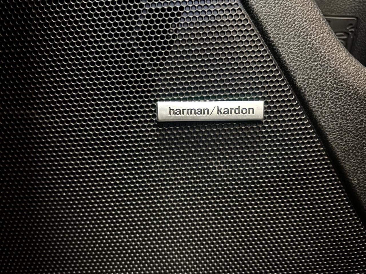 2024 Subaru Crosstrek LIMITED   ONE OWNER   CLEAN CARFAX   SUNROOF   NAV Photo