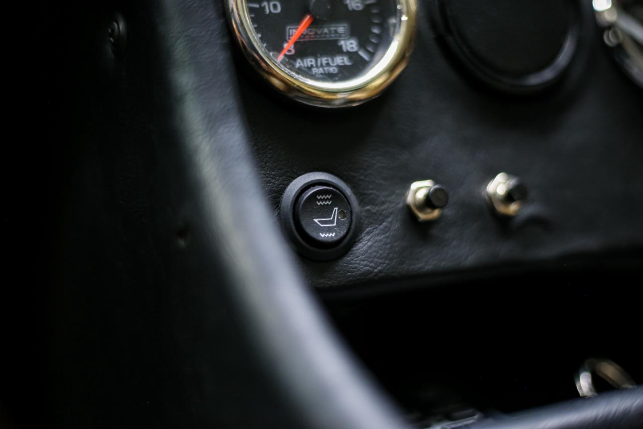 1973 BMW 2002 2.0L 125HP 4 SPEED MANUAL  RECAROSEATS POWERTRUNK Photo