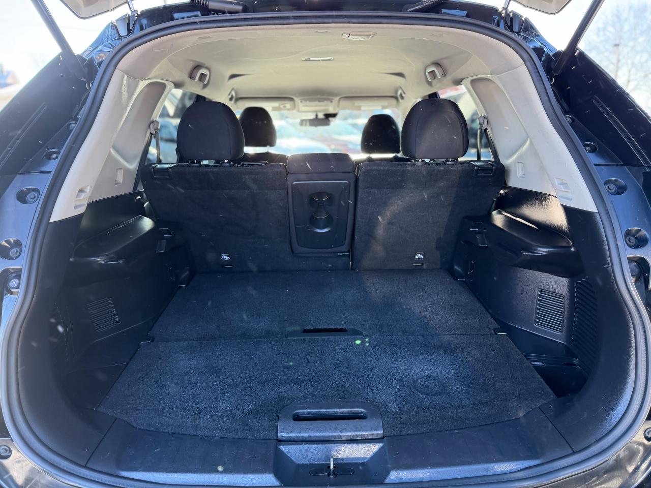 2019 Nissan Rogue SV-AWD/LOW KM/CAMERA/ACC/REMOTE/NO ACCIDENTS Photo