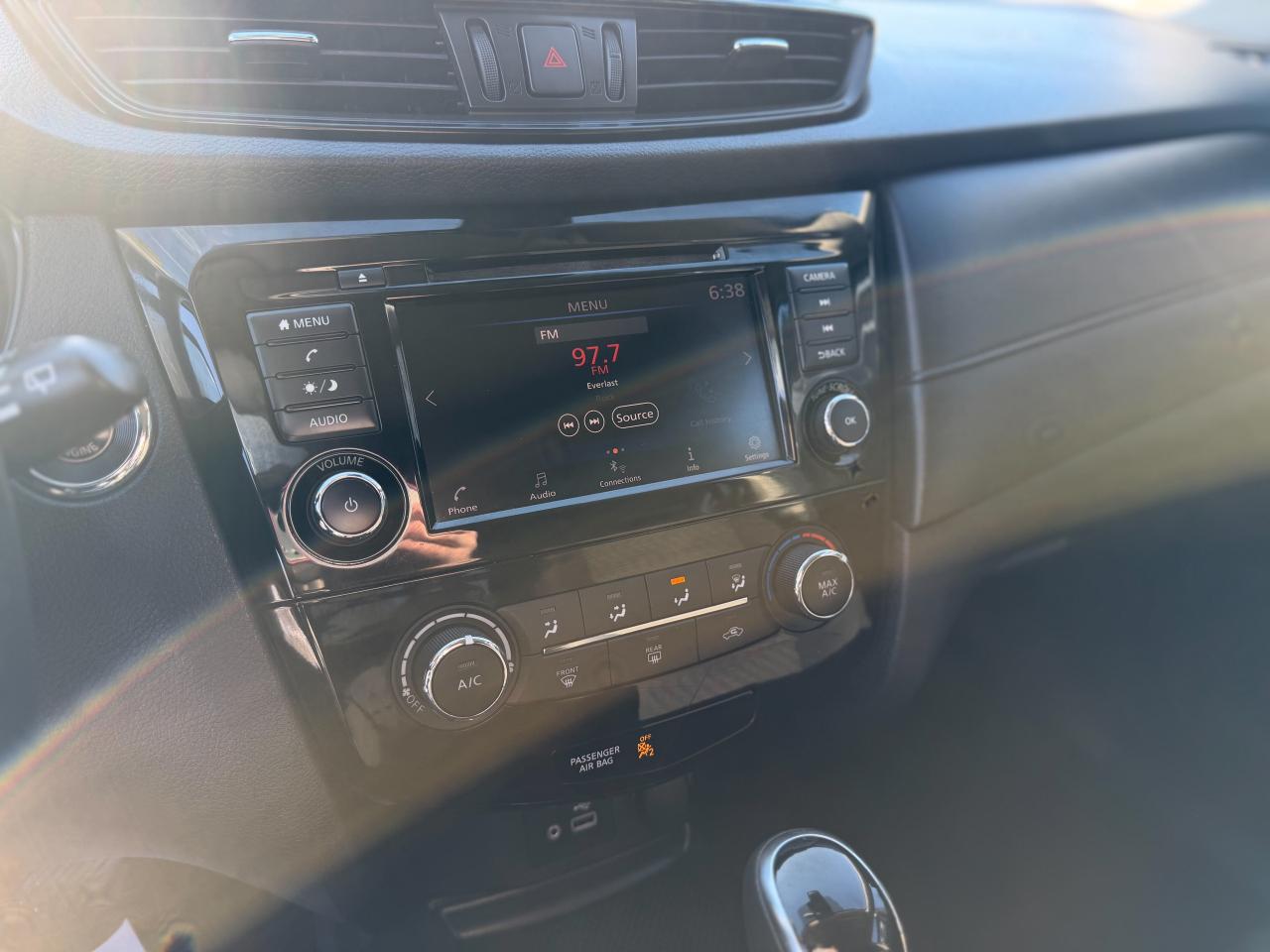 2019 Nissan Rogue SV-AWD/LOW KM/CAMERA/ACC/REMOTE/NO ACCIDENTS Photo