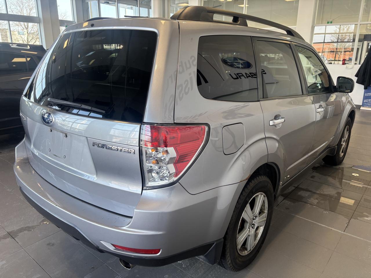 2010 Subaru Forester TOURING   VERY LOW KM   CLEAN CARFAX   SOLD ASIS! Photo