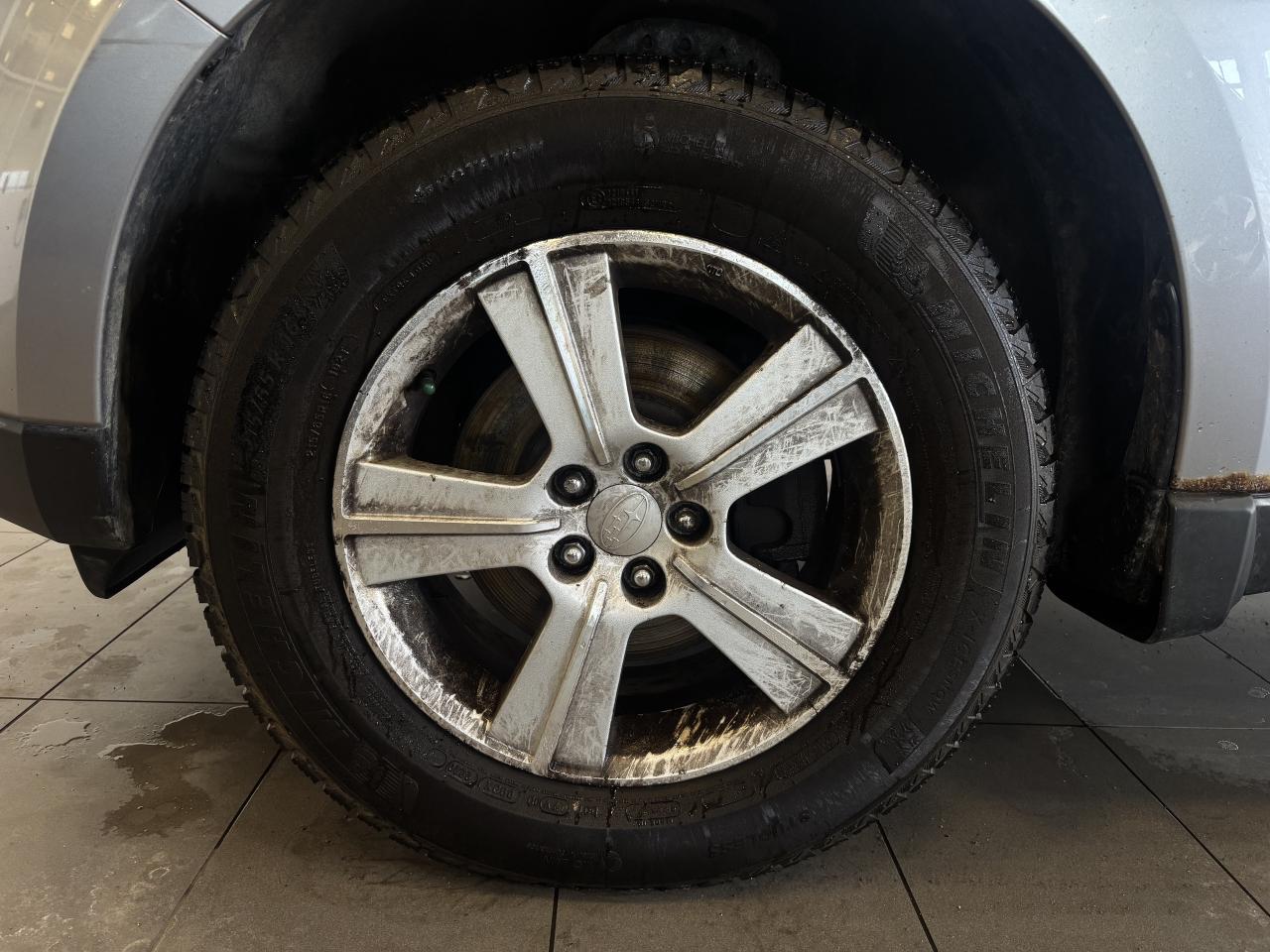 2010 Subaru Forester TOURING   VERY LOW KM   CLEAN CARFAX   SOLD ASIS! Photo