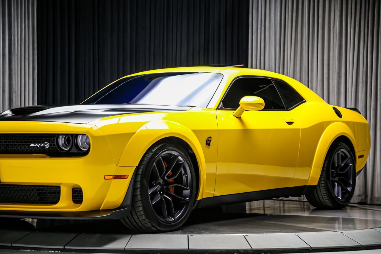 2018 Dodge Challenger SRT HELLCAT WIDEBODY 707HP  RARECOLOR ROOF NAV Photo