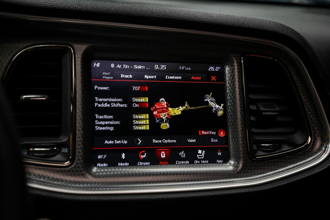 2018 Dodge Challenger SRT HELLCAT WIDEBODY 707HP  RARECOLOR ROOF NAV Photo