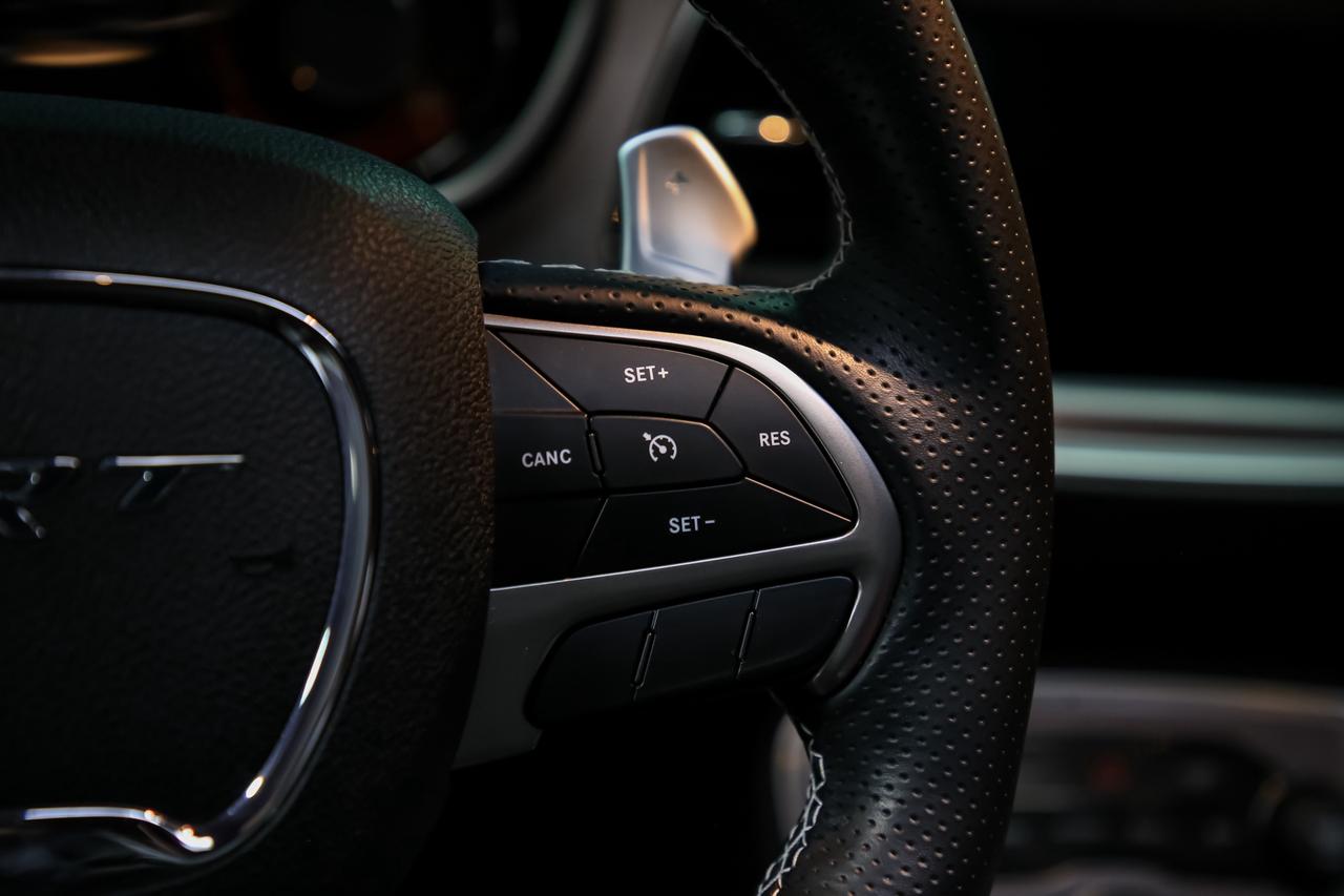 2018 Dodge Challenger SRT HELLCAT WIDEBODY 707HP  RARECOLOR ROOF NAV Photo