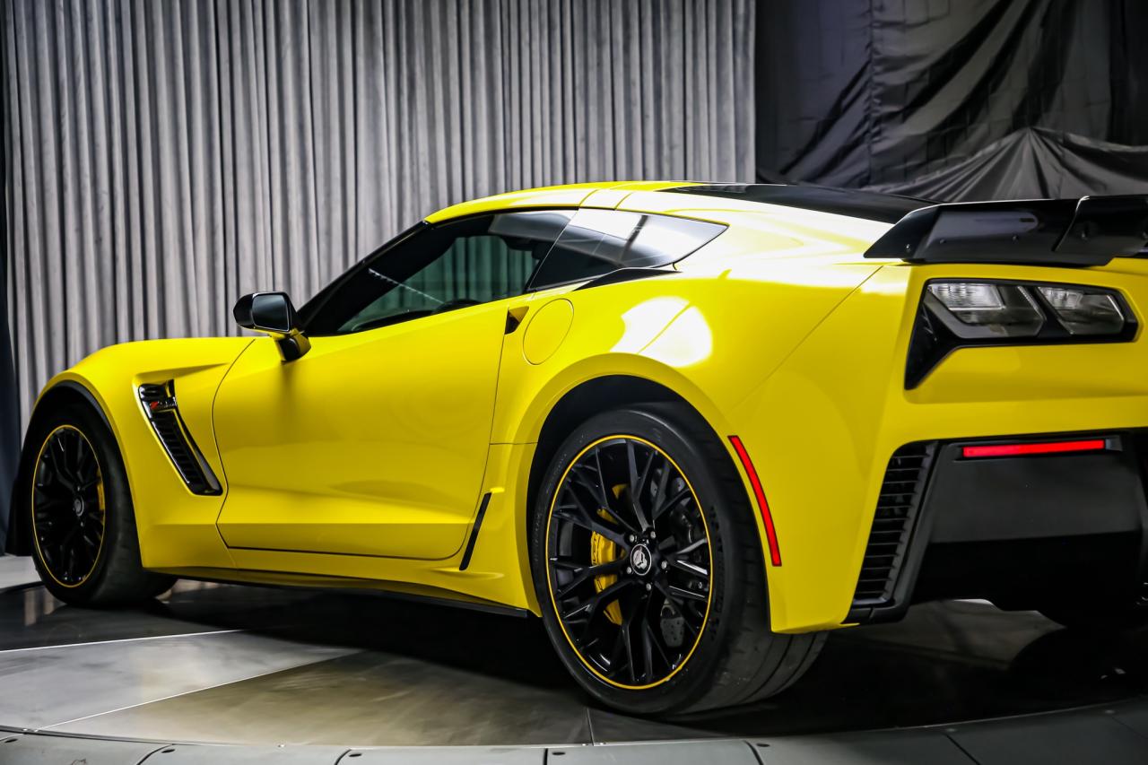 2016 Chevrolet Corvette Z06 C7.R SPECIAL EDITION Z07 3LZ 650HP  RARE SPEC Photo