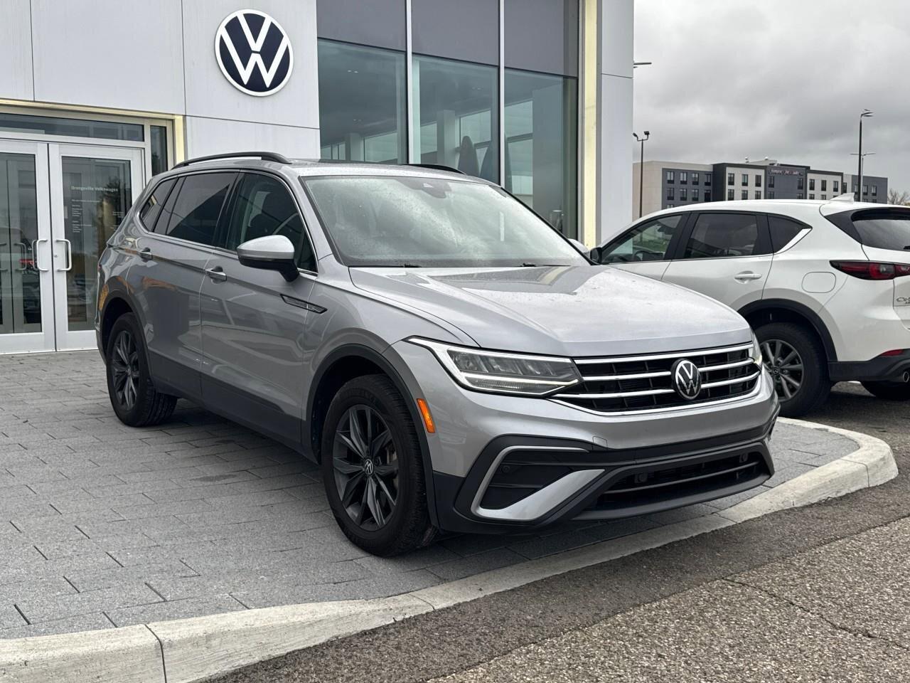 2023 Volkswagen Tiguan ComfortlineACCIDENT-FREE, AWD, SUNROOF, CARPLAY, A Photo