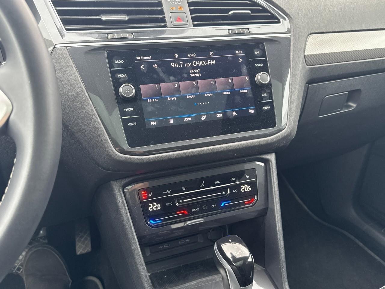 2023 Volkswagen Tiguan ComfortlineACCIDENT-FREE, AWD, SUNROOF, CARPLAY, A Photo