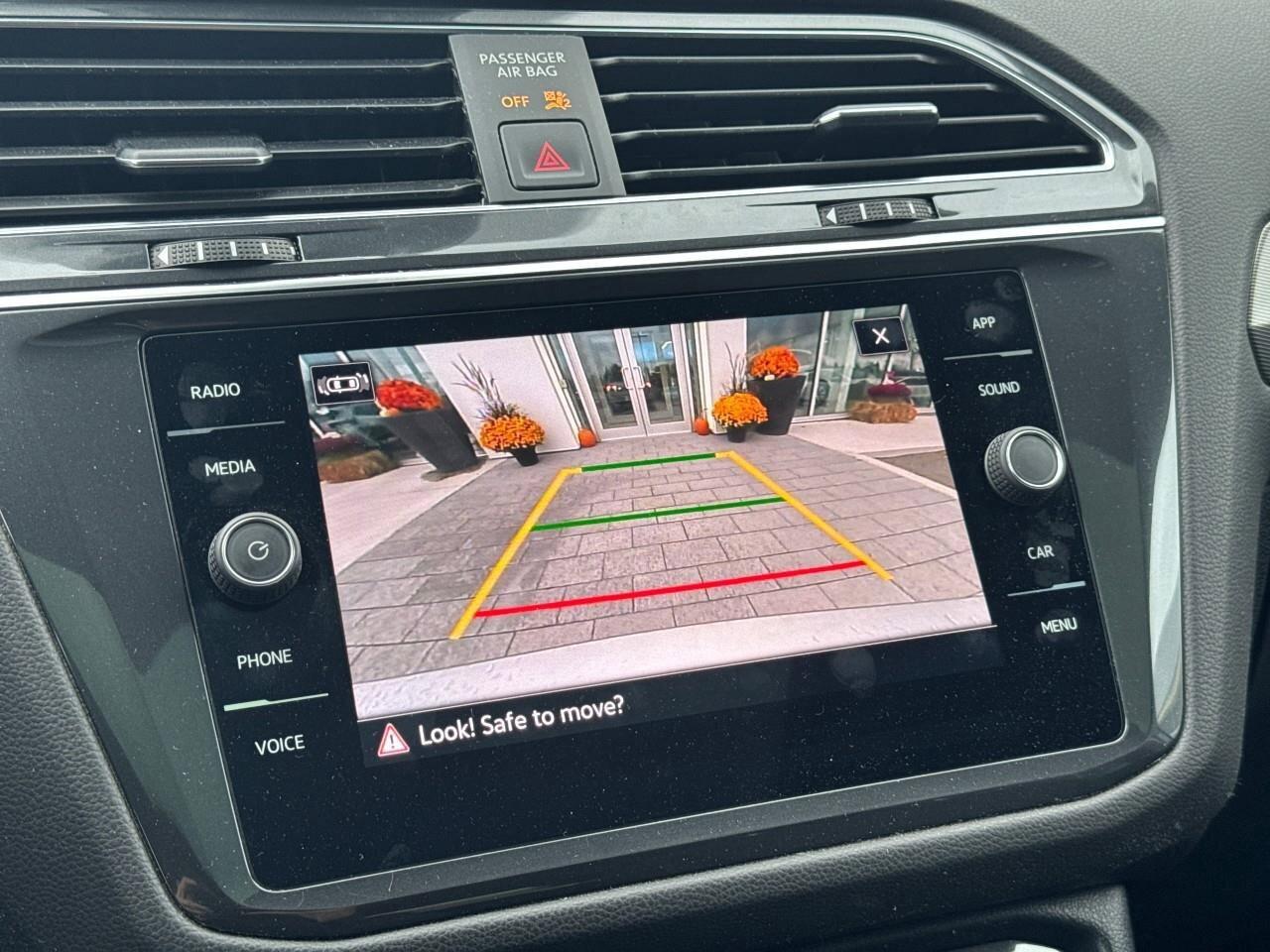 2023 Volkswagen Tiguan ComfortlineACCIDENT-FREE, AWD, SUNROOF, CARPLAY, A Photo