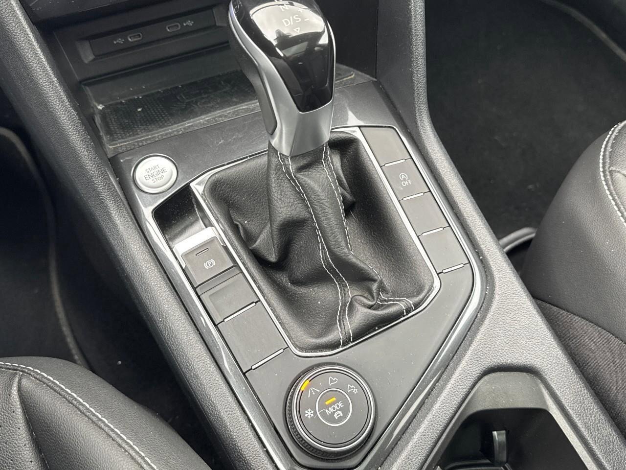 2023 Volkswagen Tiguan ComfortlineACCIDENT-FREE, AWD, SUNROOF, CARPLAY, A Photo