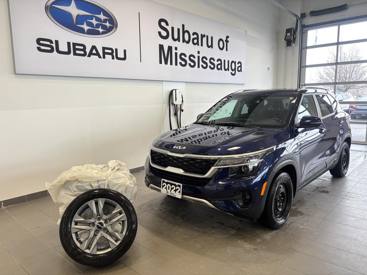 2022 Kia Seltos EX   2 SETS OR TIRES/RIMS   1 OWNER   CLEAN CARFAX Photo