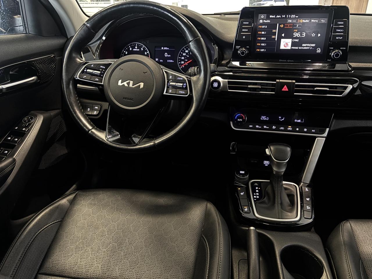 2022 Kia Seltos EX   2 SETS OR TIRES/RIMS   1 OWNER   CLEAN CARFAX Photo