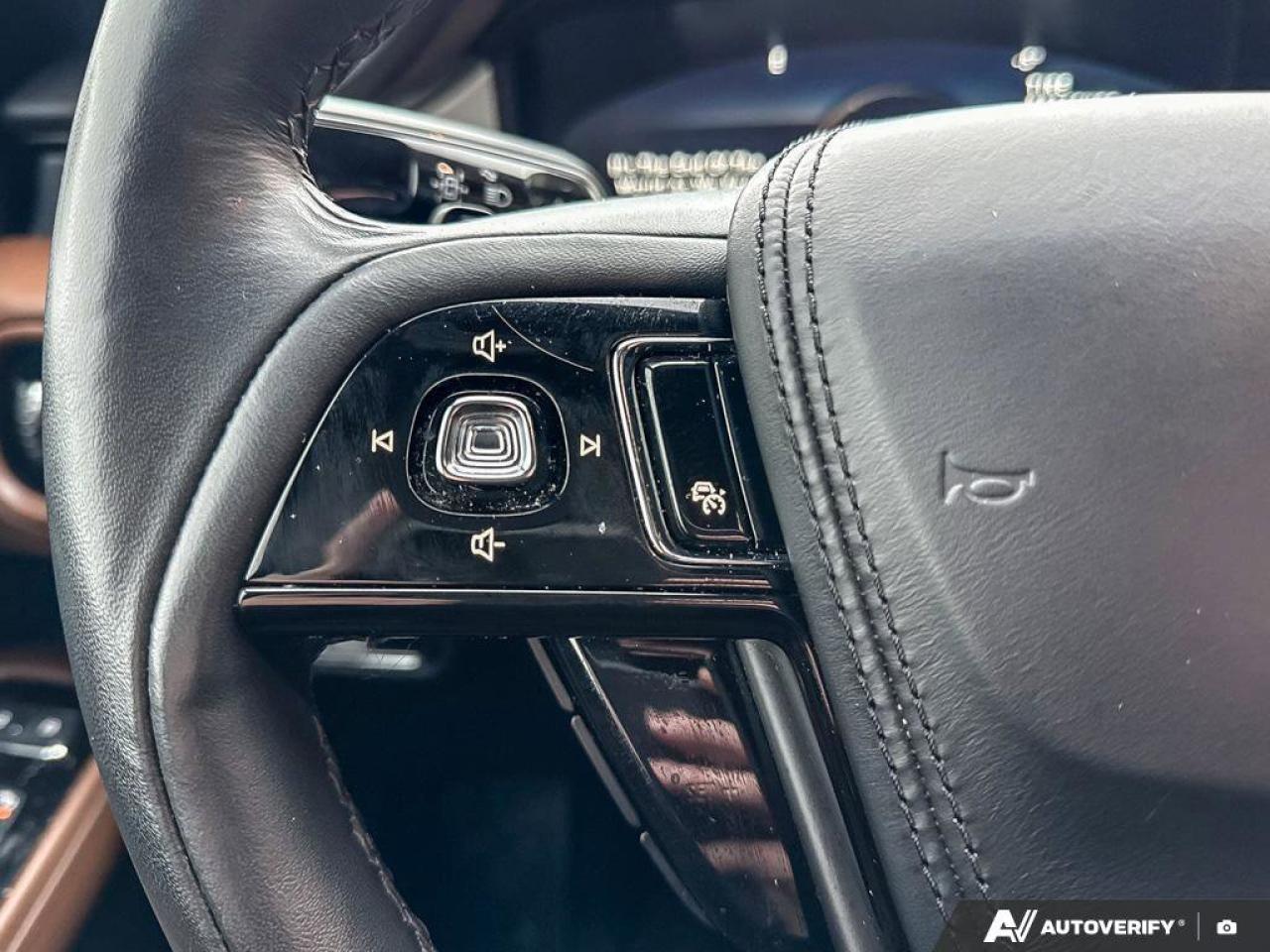 2023 Lincoln Aviator Reserve   LTHR   HTD STEER WHEEL   NAV LTHR   HTD Photo