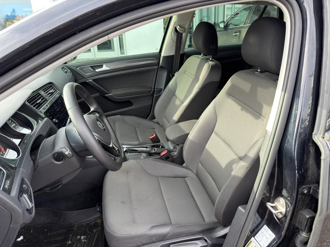 2021 Volkswagen Golf ComfortlineCERTIFIED AS-TRADED, ONE-OWNER, ACCIDEN Photo