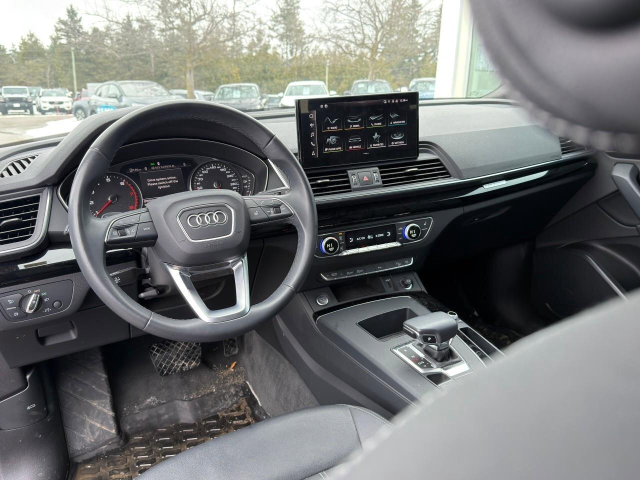 2023 Audi Q5 KomfortONE-OWNER, ACCIDENT-FREE, AWD, VORSPRUNG PK Photo