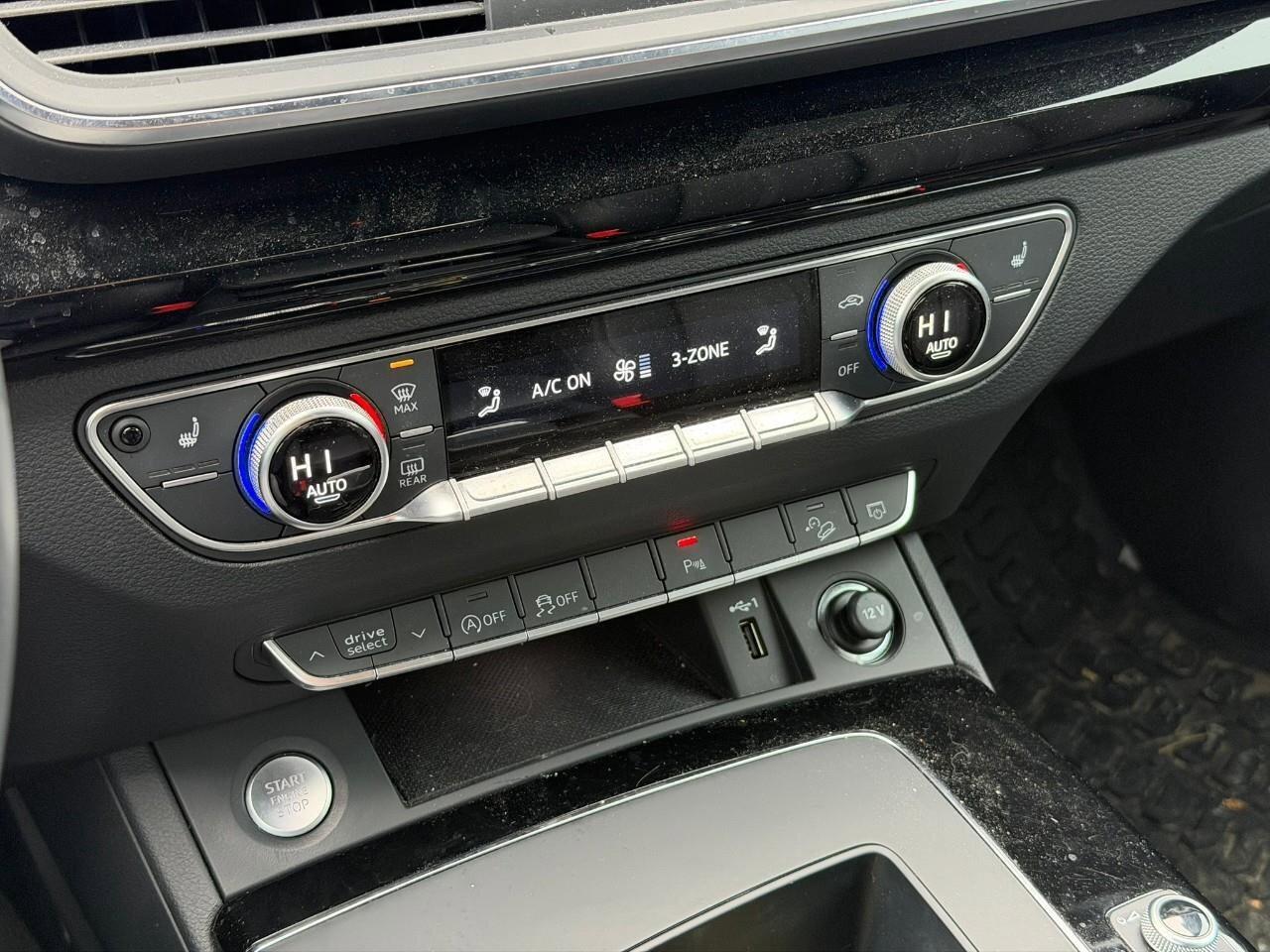 2023 Audi Q5 KomfortONE-OWNER, ACCIDENT-FREE, AWD, VORSPRUNG PK Photo