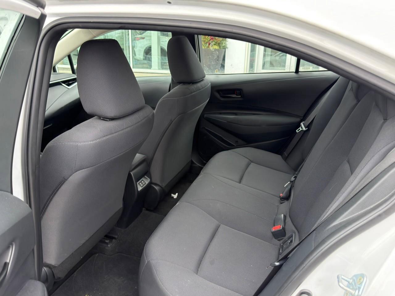 2023 Toyota Corolla LELE UPGRADE PACK, SUNROOF, ALLOY WHEELS, APPLE CA Photo