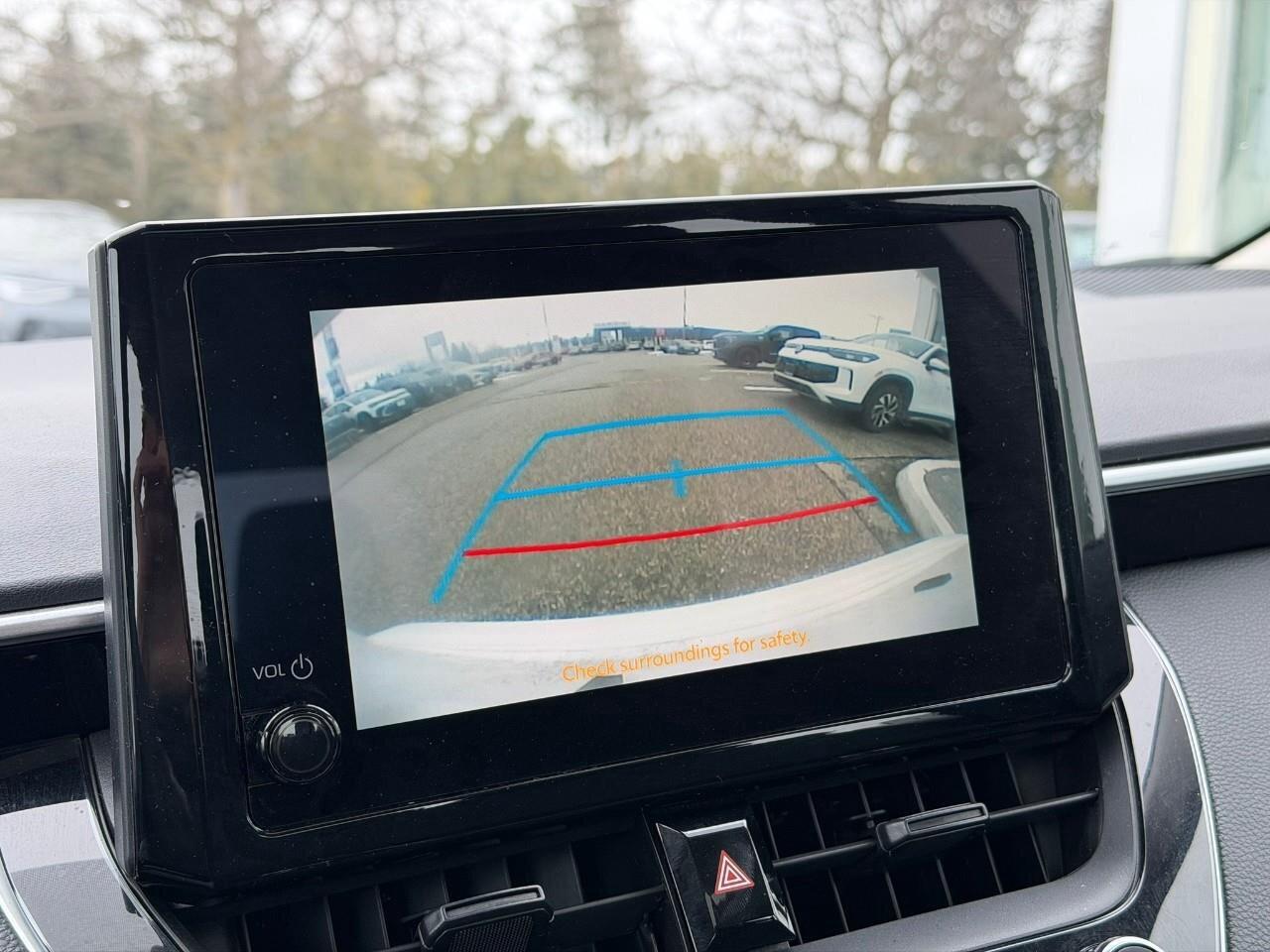 2023 Toyota Corolla LELE UPGRADE PACK, SUNROOF, ALLOY WHEELS, APPLE CA Photo