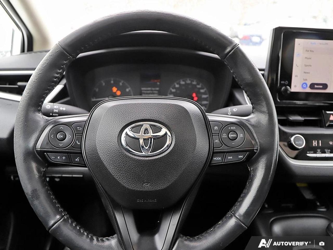 2023 Toyota Corolla Le CvtLE UPGRADE PACK, SUNROOF, ALLOY WHEELS, APPL Photo